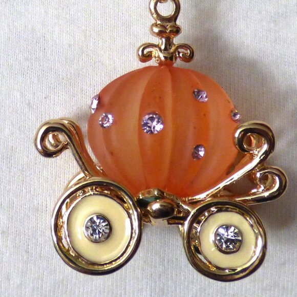 3-D Cinderella Pumpkin Carriage Pendant Necklace - Picture 12 of 12